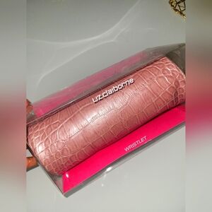 Liz Claiborne Croc-Embossed Pink Wristlet